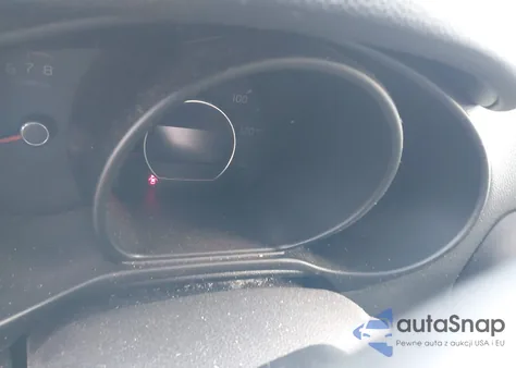 2015 Kia Soul z USA, uszkodzony, nr VIN KNDJN2A21F7803840